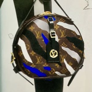 Louis Vuitton “Boite Chapeau” handbag
